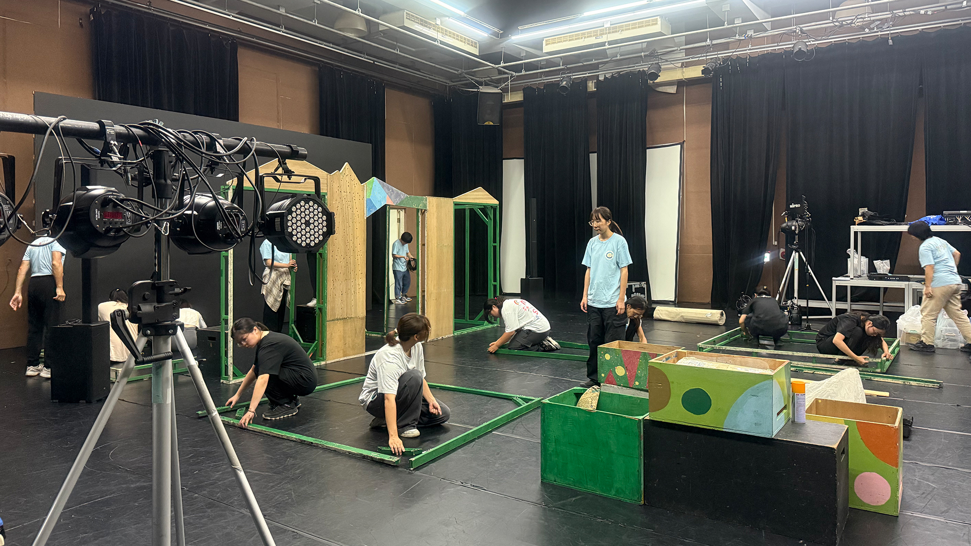 {{brizy_dc_image_alt imageSrc=